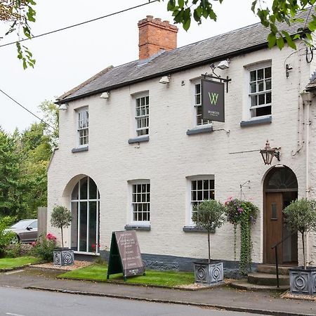 The Wychwood Inn Shipton under Wychwood ภายนอก รูปภาพ