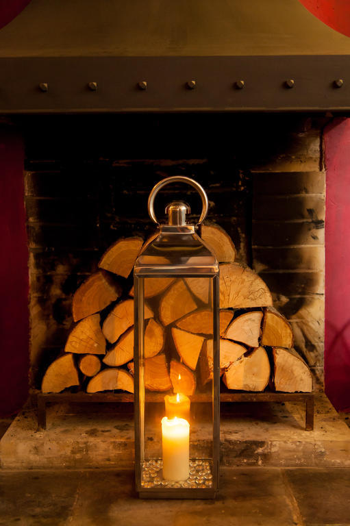 The Wychwood Inn Shipton under Wychwood ภายนอก รูปภาพ